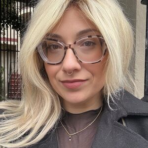 Meet your Posher, Phoebe